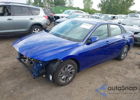 2024 Hyundai Elantra Sel z USA, uszkodzony, nr VIN KMHLM4DG0RU652666